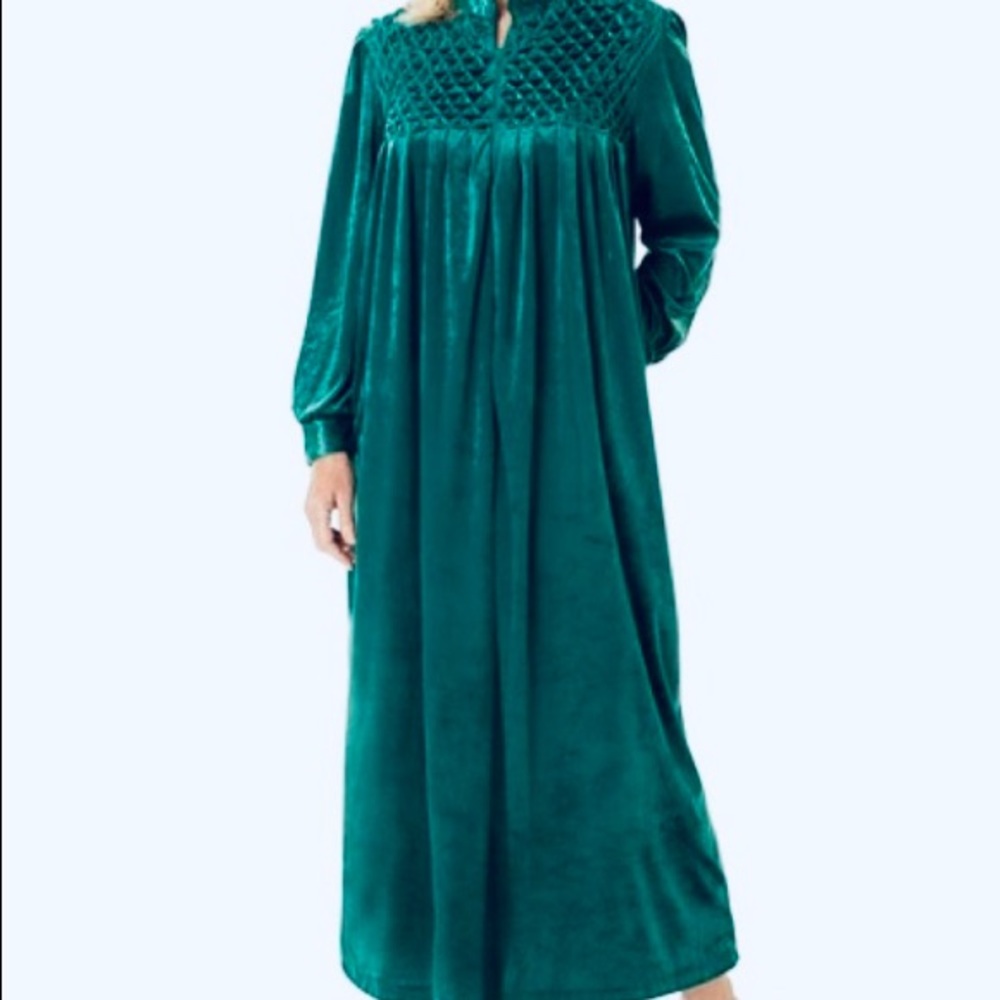 Long Velour Zip Front Robe Size Large